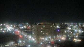 Weather camera view of First National Bank-Hutchinson.