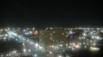 Weather camera view of First National Bank-Hutchinson.