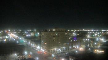 Weather camera view of First National Bank-Hutchinson.