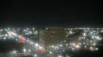 Weather camera view of First National Bank-Hutchinson.
