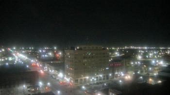 Weather camera view of First National Bank-Hutchinson.
