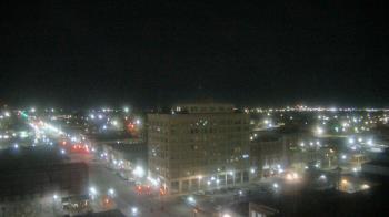 Weather camera view of First National Bank-Hutchinson.