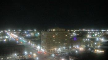 Weather camera view of First National Bank-Hutchinson.