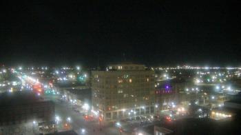 Weather camera view of First National Bank-Hutchinson.