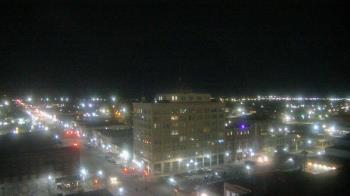 Weather camera view of First National Bank-Hutchinson.