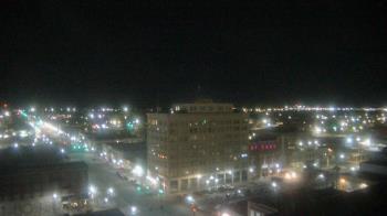 Weather camera view of First National Bank-Hutchinson.