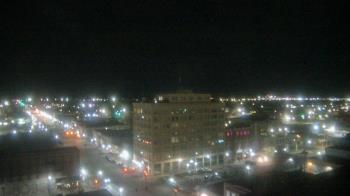Weather camera view of First National Bank-Hutchinson.