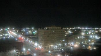 Weather camera view of First National Bank-Hutchinson.