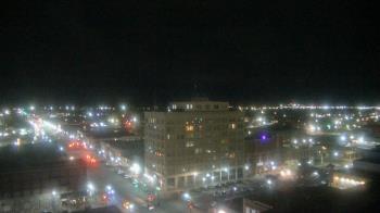 Weather camera view of First National Bank-Hutchinson.