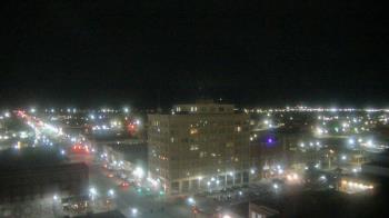Weather camera view of First National Bank-Hutchinson.