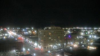 Weather camera view of First National Bank-Hutchinson.
