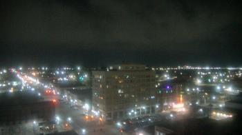 Weather camera view of First National Bank-Hutchinson.
