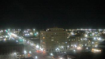 Weather camera view of First National Bank-Hutchinson.