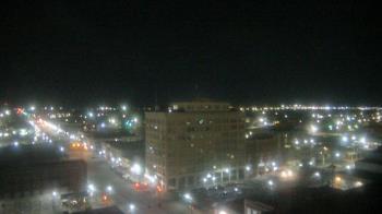 Weather camera view of First National Bank-Hutchinson.
