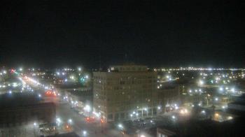 Weather camera view of First National Bank-Hutchinson.