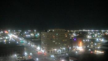 Weather camera view of First National Bank-Hutchinson.