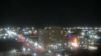 Weather camera view of First National Bank-Hutchinson.