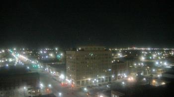 Weather camera view of First National Bank-Hutchinson.