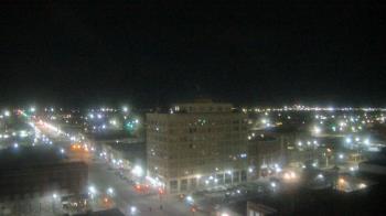 Weather camera view of First National Bank-Hutchinson.