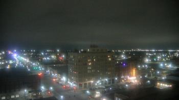 Weather camera view of First National Bank-Hutchinson.