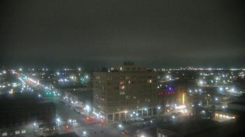 Weather camera view of First National Bank-Hutchinson.