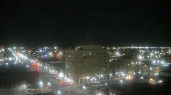 Weather camera view of First National Bank-Hutchinson.