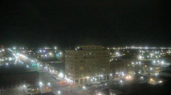 Weather camera view of First National Bank-Hutchinson.