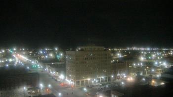 Weather camera view of First National Bank-Hutchinson.