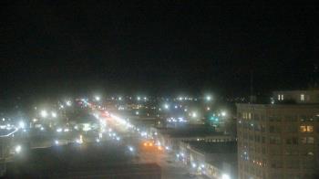 Weather camera view of First National Bank-Hutchinson.