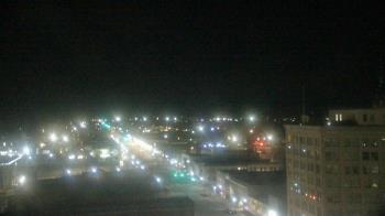 Weather camera view of First National Bank-Hutchinson.