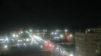 Weather camera view of First National Bank-Hutchinson.