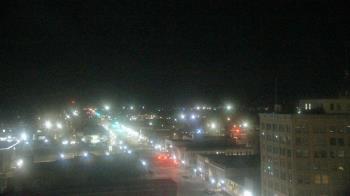 Weather camera view of First National Bank-Hutchinson.