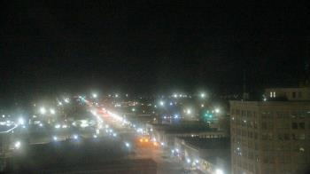 Weather camera view of First National Bank-Hutchinson.