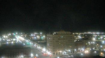 Weather camera view of First National Bank-Hutchinson.