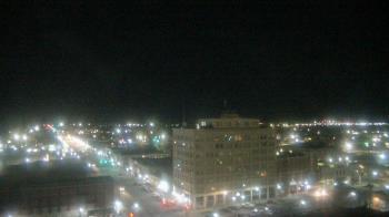 Weather camera view of First National Bank-Hutchinson.