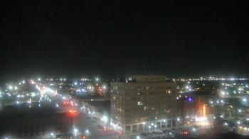 Weather camera view of First National Bank-Hutchinson.