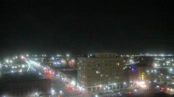 Weather camera view of First National Bank-Hutchinson.