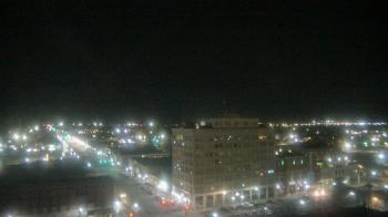 Weather camera view of First National Bank-Hutchinson.
