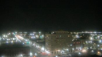 Weather camera view of First National Bank-Hutchinson.
