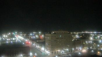 Weather camera view of First National Bank-Hutchinson.