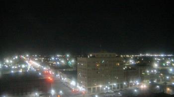 Weather camera view of First National Bank-Hutchinson.