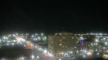 Weather camera view of First National Bank-Hutchinson.