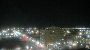 Weather camera view of First National Bank-Hutchinson.
