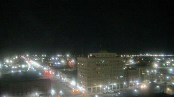 Weather camera view of First National Bank-Hutchinson.