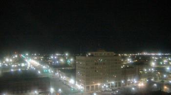 Weather camera view of First National Bank-Hutchinson.