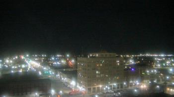 Weather camera view of First National Bank-Hutchinson.
