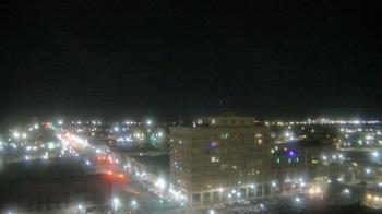 Weather camera view of First National Bank-Hutchinson.
