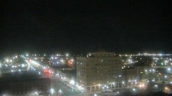 Weather camera view of First National Bank-Hutchinson.