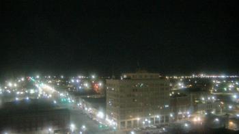 Weather camera view of First National Bank-Hutchinson.