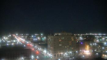 Weather camera view of First National Bank-Hutchinson.